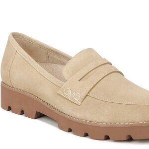 Vionic Cheryl II Loafer Beige Suede 9.5 W wide EUC